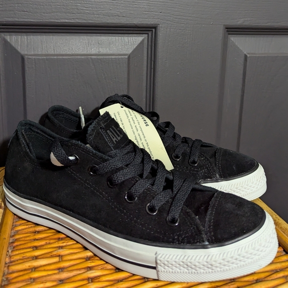 Converse Shoes - CONVERSE All Star Chuck Taylor Low Tops Rare Black Multi Color Lace NWT Shoes